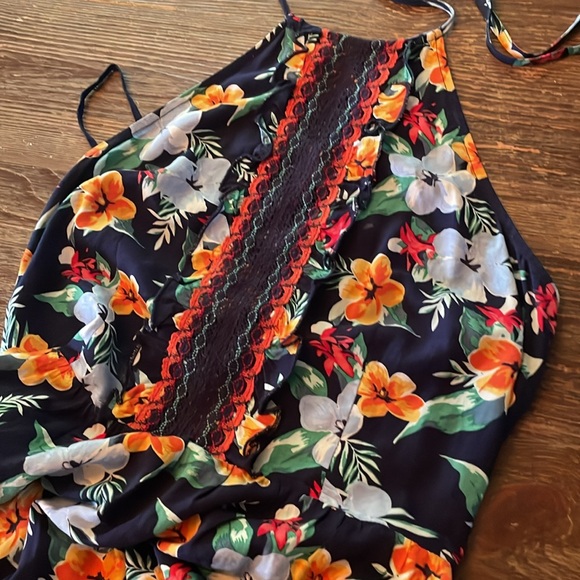 Beautiful colorful lace halter a-line dress EUC. - Picture 5 of 10